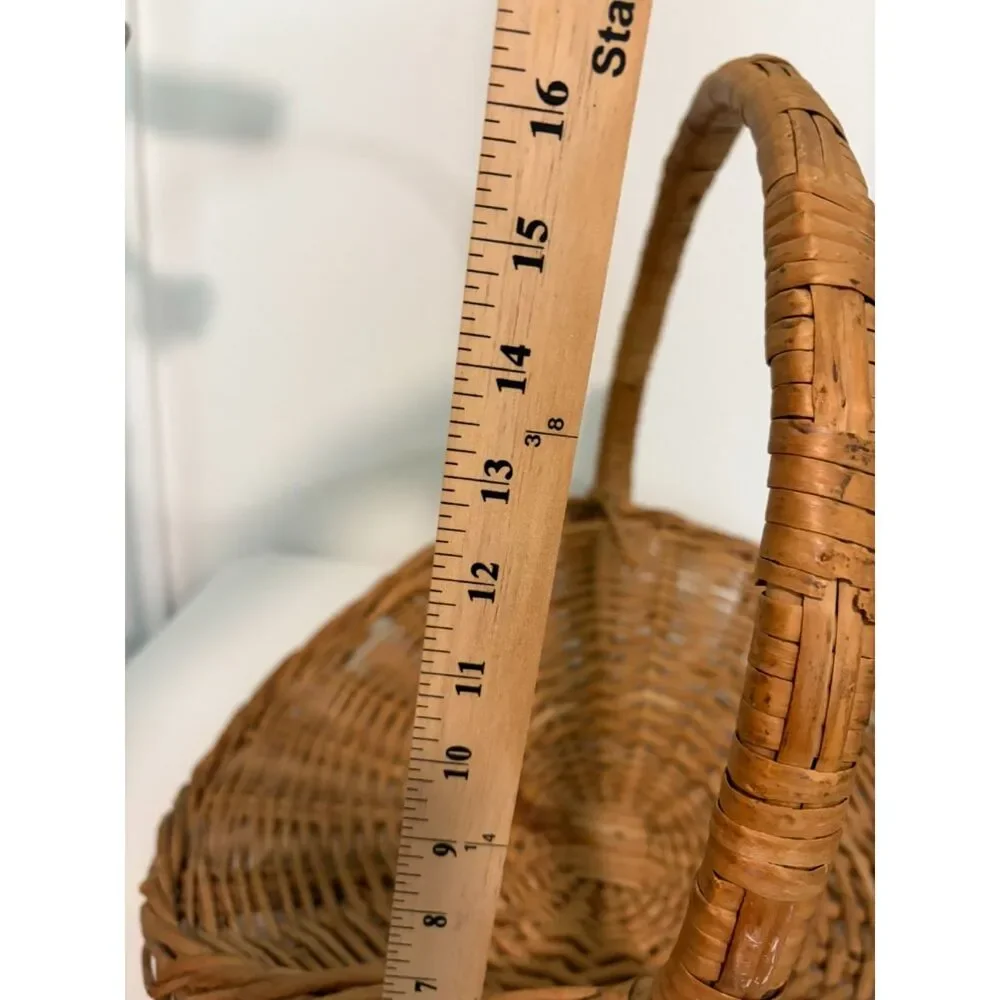 Large Vtg wicker rattan flower gathering basket with handle